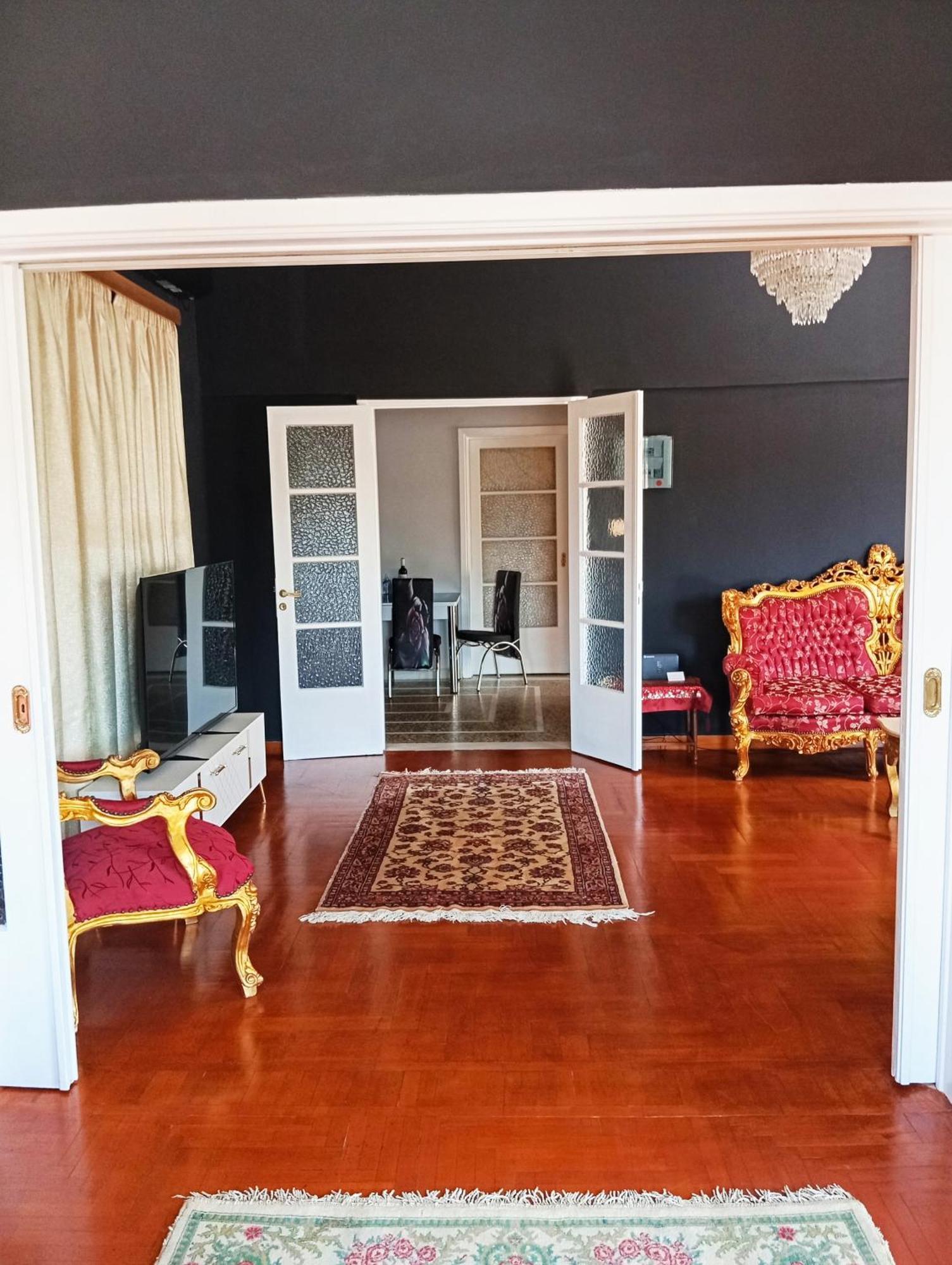 Iris Baroque Apartment Elefsína Exterior foto